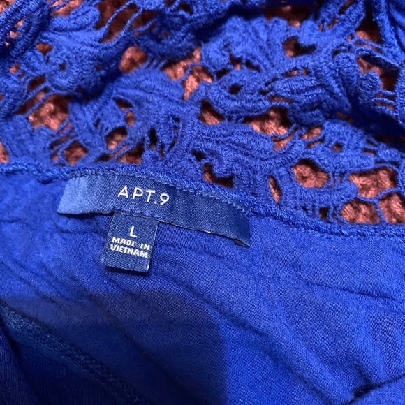 Blue Blouse - Picture 7 of 7